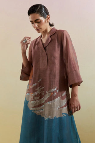 Layered kurta set with slub cotton inner and modern silhouette for festive daytime events.