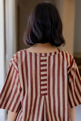Back view of maroon striped kurta showing contrast stripe back panel detail