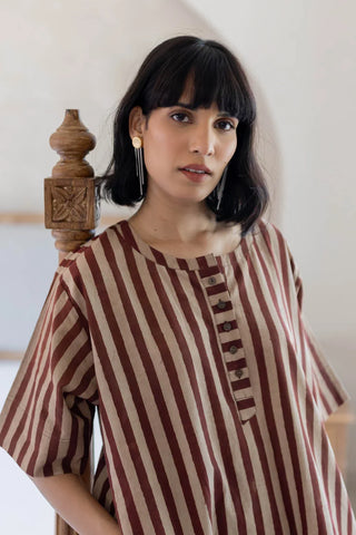 Close-up of round neckline and wooden button placket on maroon striped cotton kurta