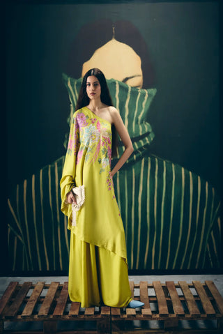 Stylish yellow Natsu floral two-piece set for women offering effortless elegance and contemporary designer appeal, perfect for summer celebrations, brunch dates, resort holidays.