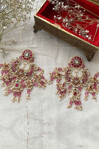 Beautiful jadau earring set crafted on base metal with gold plating, traditional Indian earring set with gold finish and detailed craftsmanship, ideal for weddings, parties, and festive occasions, adding elegance to ethnic outfits