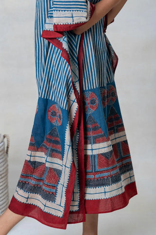 Sura 06 indigo and red striped cotton freesize kaftan dress, boho tribal block print - tribal motif hem and border detail