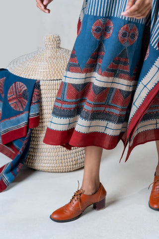 Sura 06 indigo and red striped cotton freesize kaftan dress, boho tribal block print - hem print close-up
